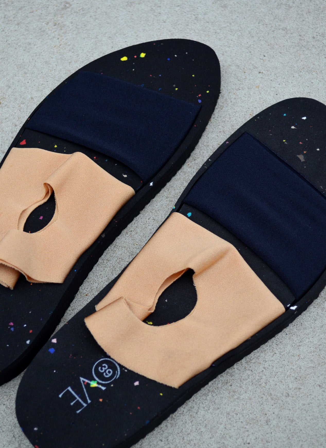 Plove Light Black two-piece sandals